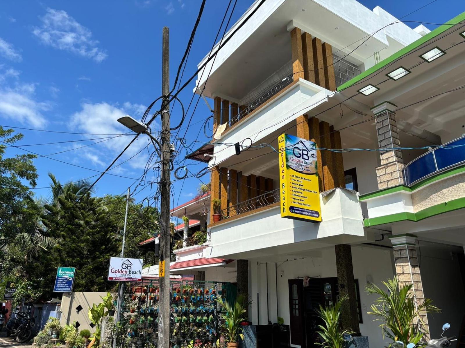 Golden Beach Home Stay Alappuzha Exteriör bild